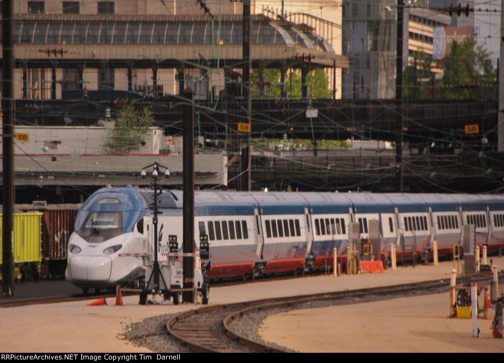 Avelia train set